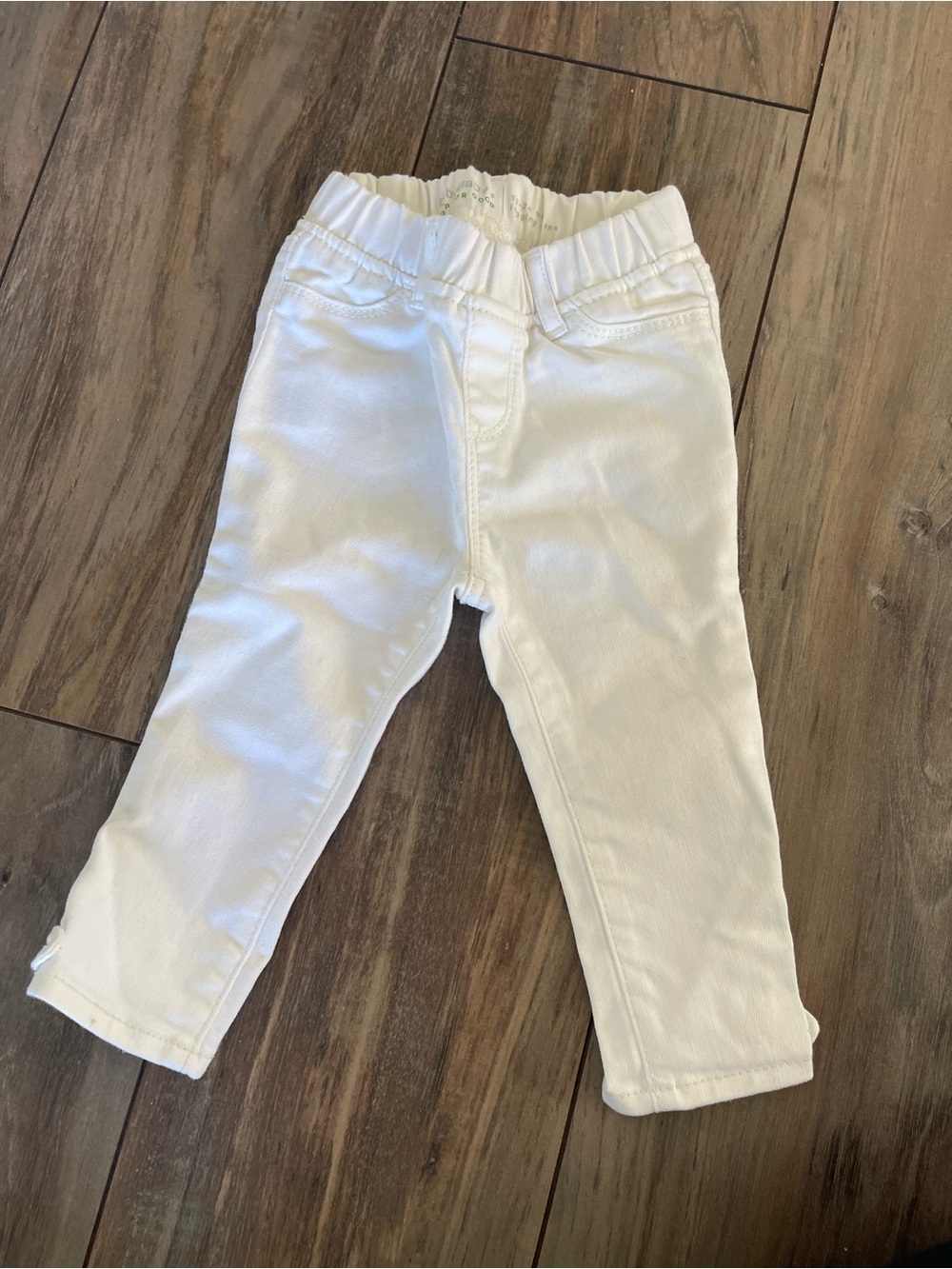 Baby Gap girls 18-24 months White Denim Jegging Jeans pants New never worn